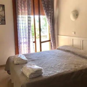 Sansovino Bed&car Affittacamere Firenze